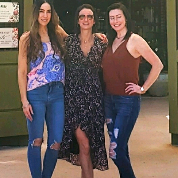 Meet your Posher, Lauren - Picture 1 of 1